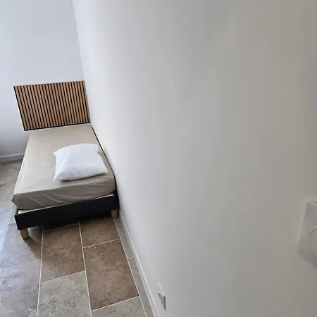 Yamna Apartman *